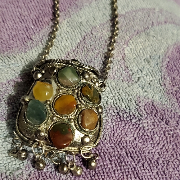 β€οΈ LIKE β€οΈ FOR Jewelry VINTAGE and Random JEWELRY SHOW Notification β¨οΈ π - Picture 2 of 15